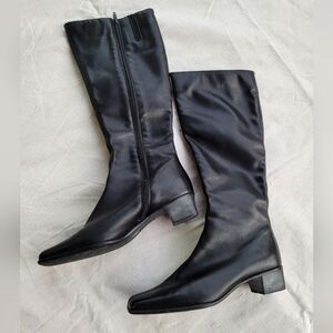 Sesto Meucci Black Heeled Leather Boots